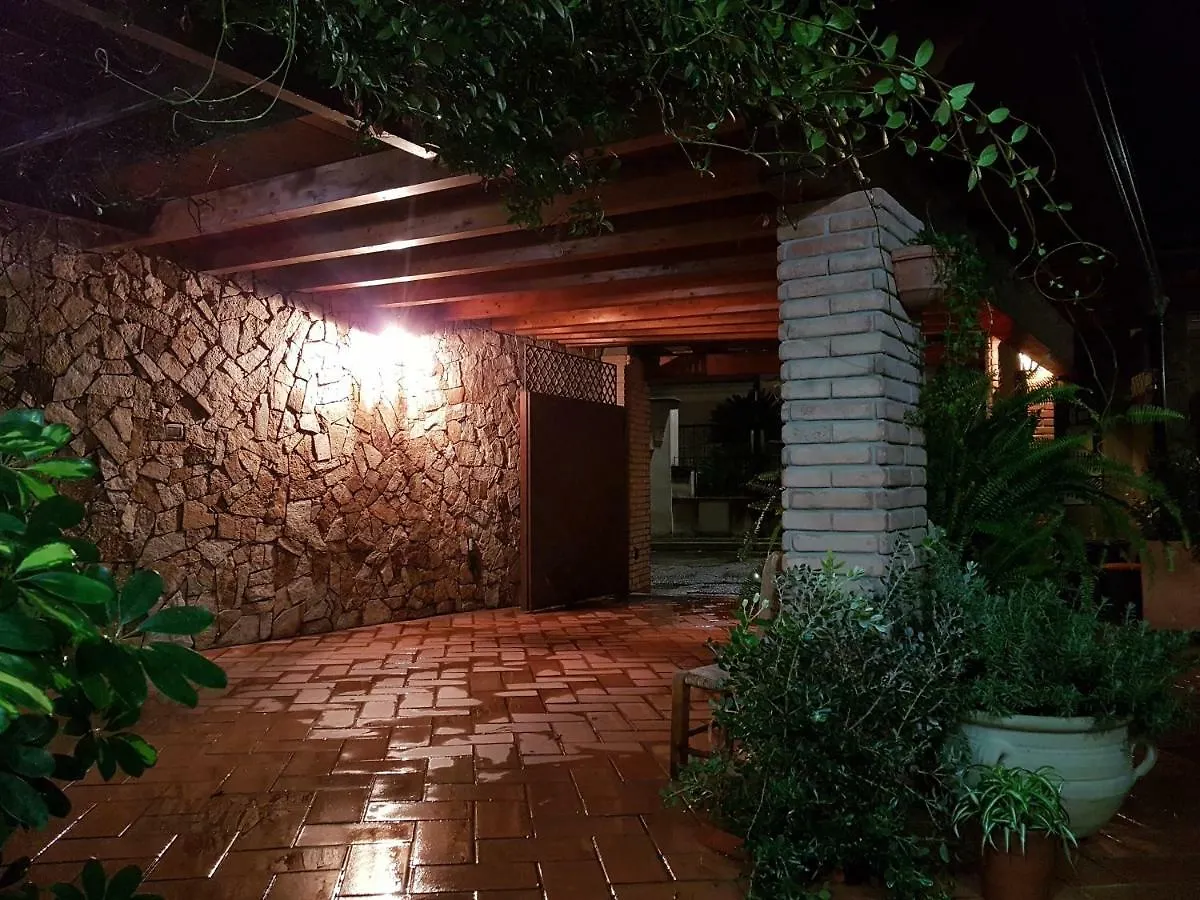Marco'S House Villa Dolianova Feriehus